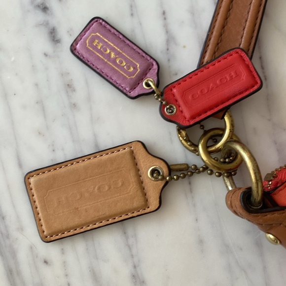 Coach Poppy Leather Colourblock Perri Hippie Convertible Bag- Vermillion 22432 - Picture 6 of 9